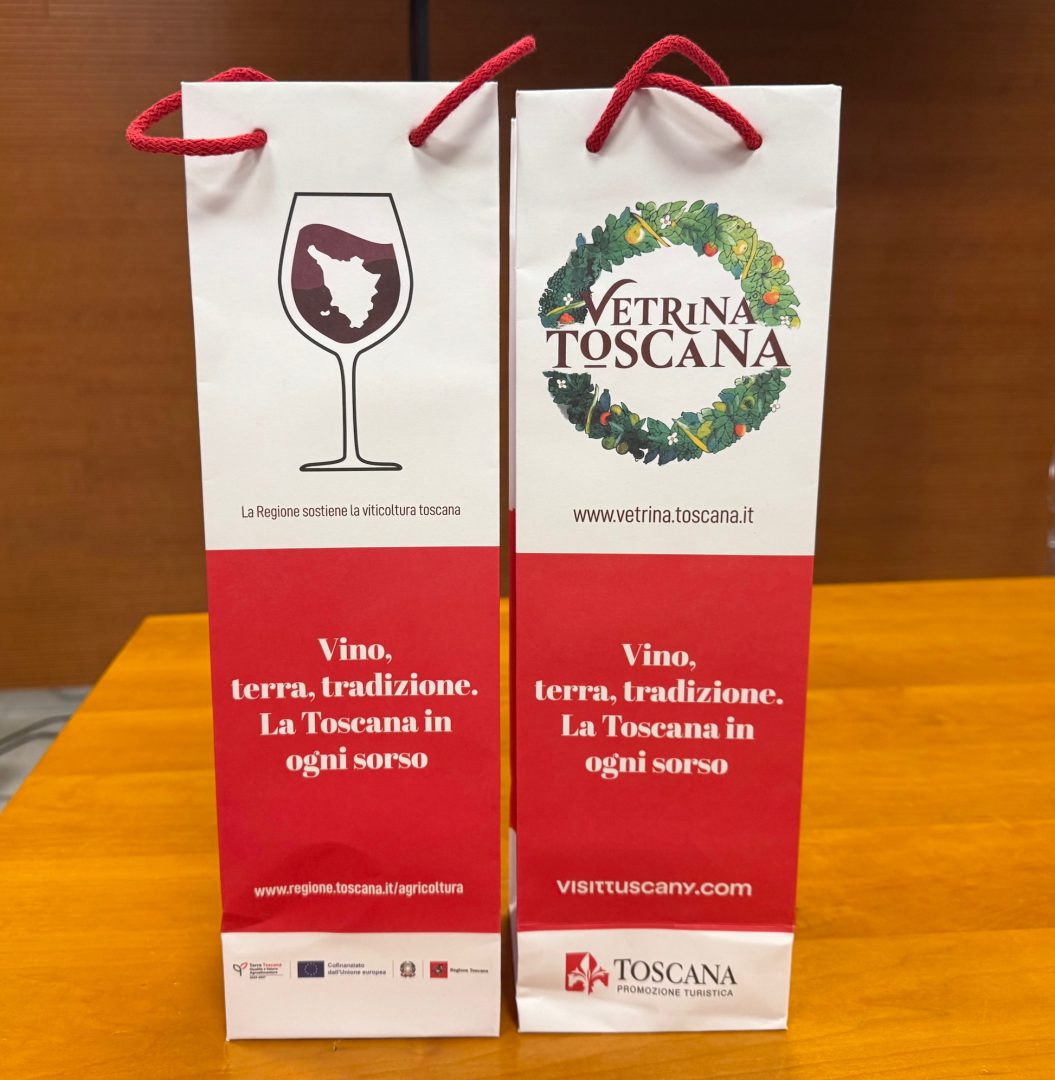 Vetrina Toscana presenta il portabottiglie anti-spreco